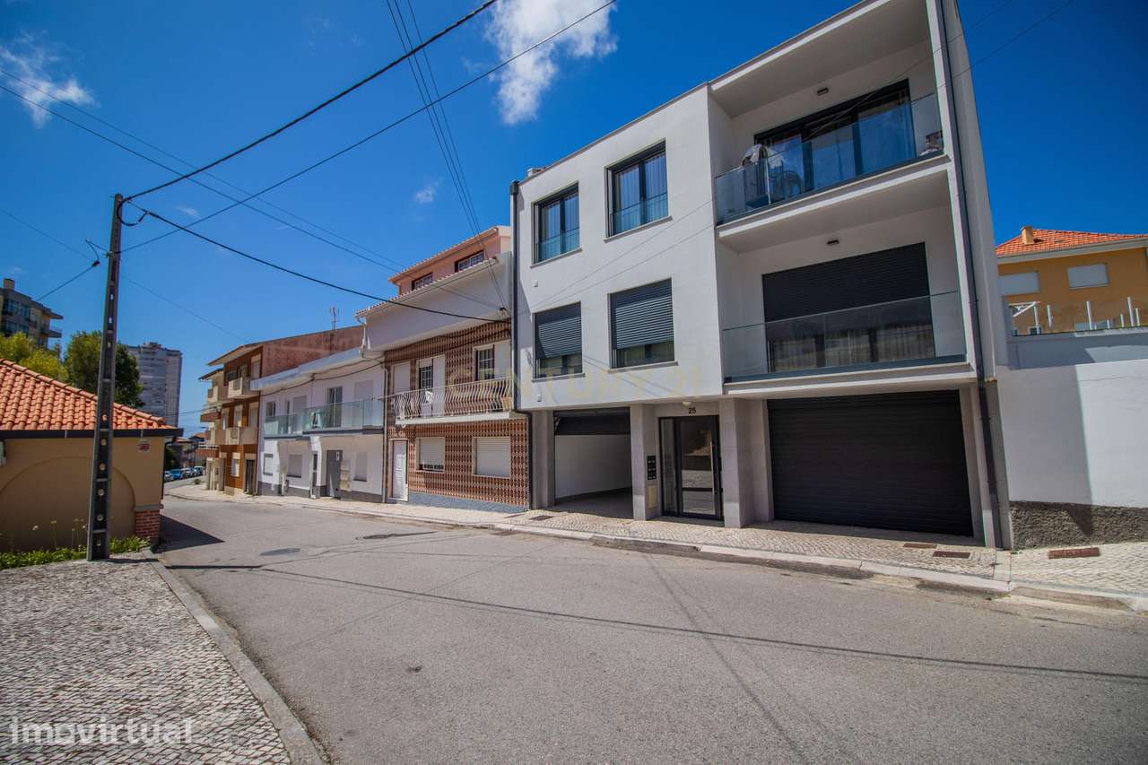 T4 Duplex com Vistas de Mar em Buarcos – Figueira da Foz - Grande imagem: 4/57