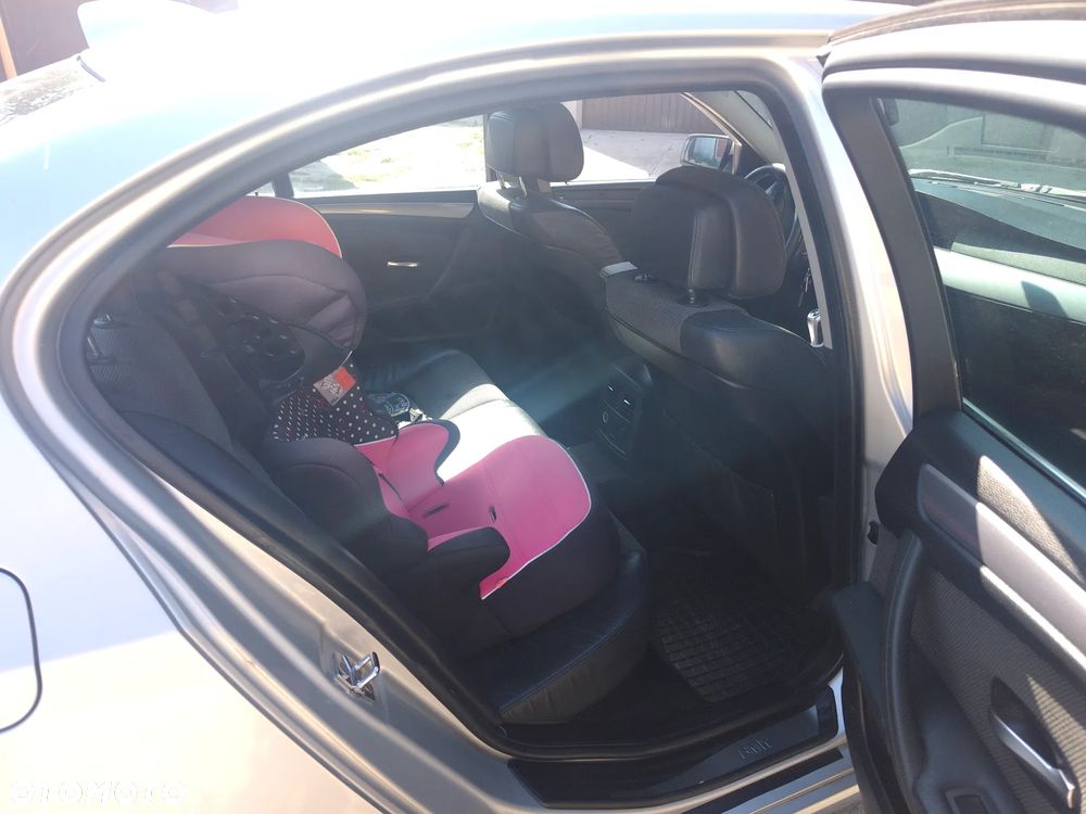 BMW Seria 5 520d - 8