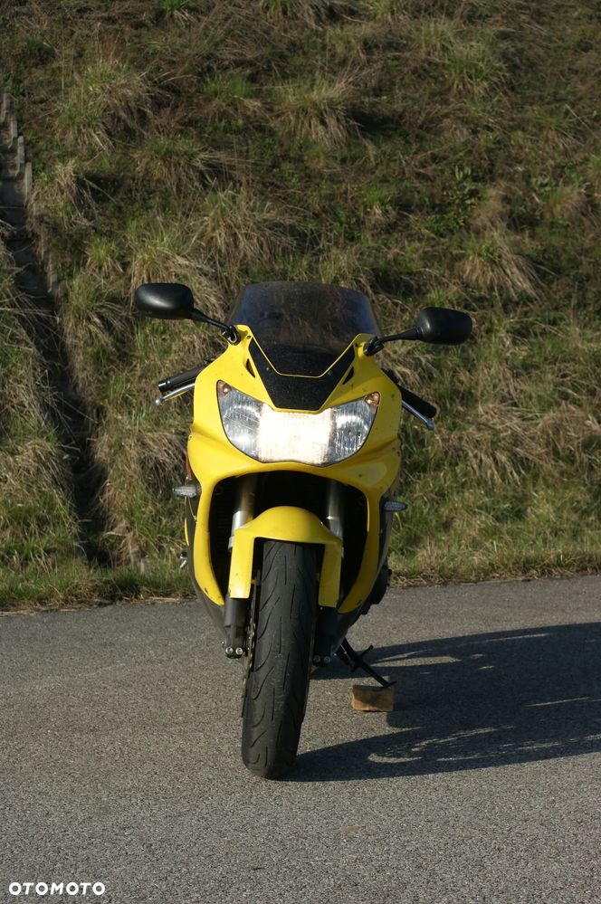Honda CBR - 5