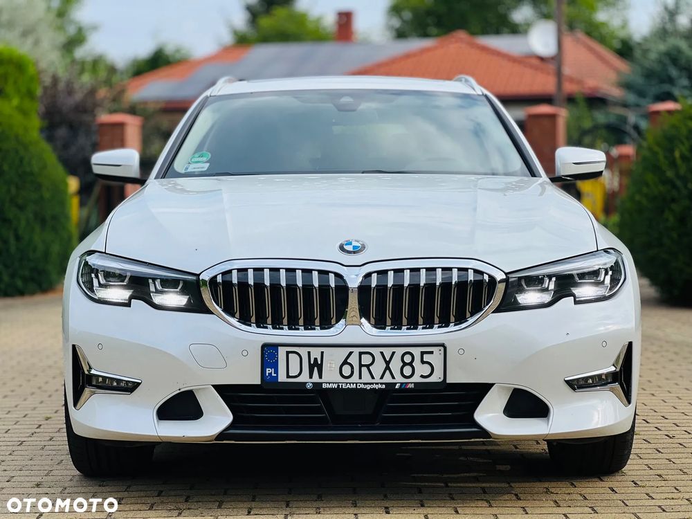 BMW Seria 3 320d xDrive Luxury Line sport - 2