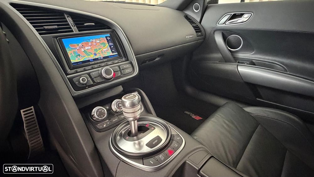Audi R8 Coupé 5.2 FSI V10 Plus S tronic - 20