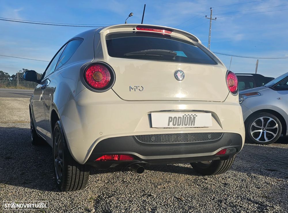 Alfa Romeo MiTo 1.4 MultiAir Distinctive - 8