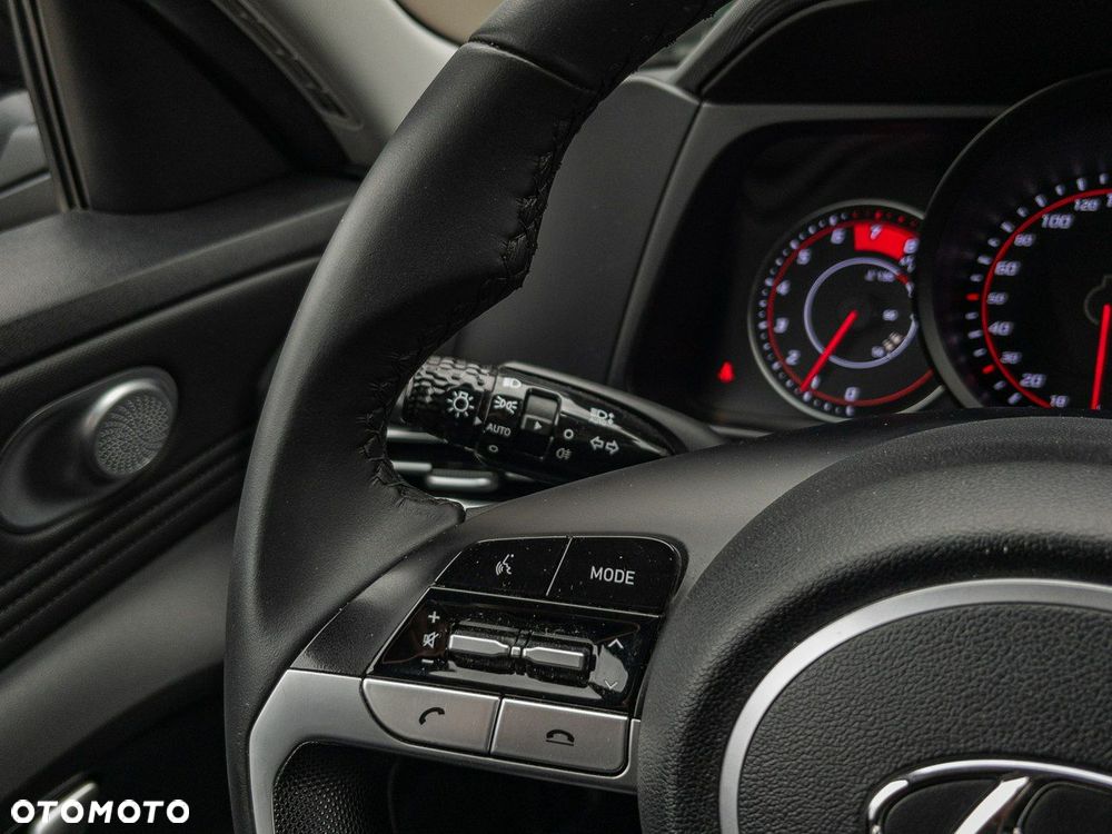 Hyundai Elantra - 17