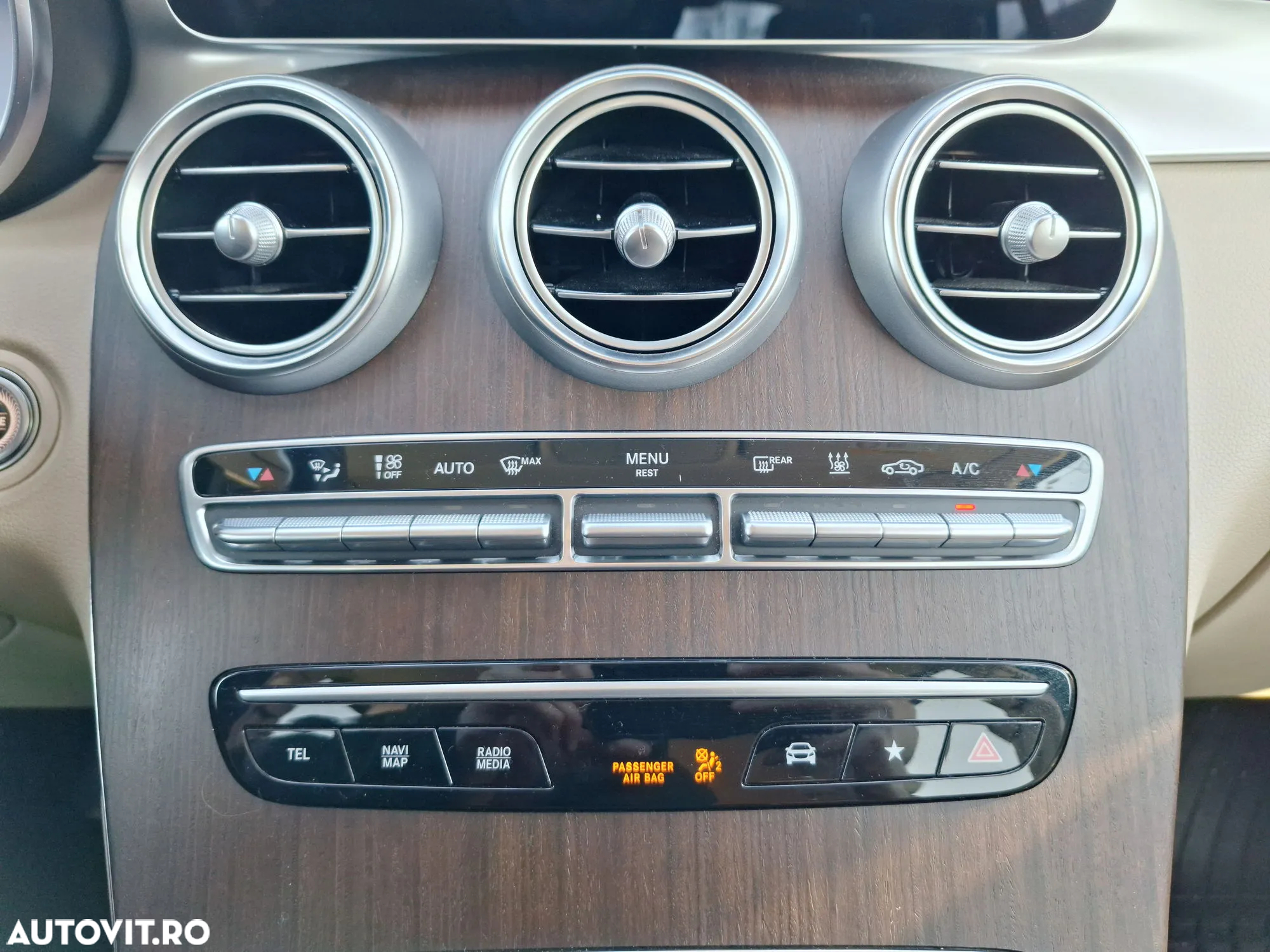 Mercedes-Benz GLC Coupe 200 4MATIC MHEV - 17