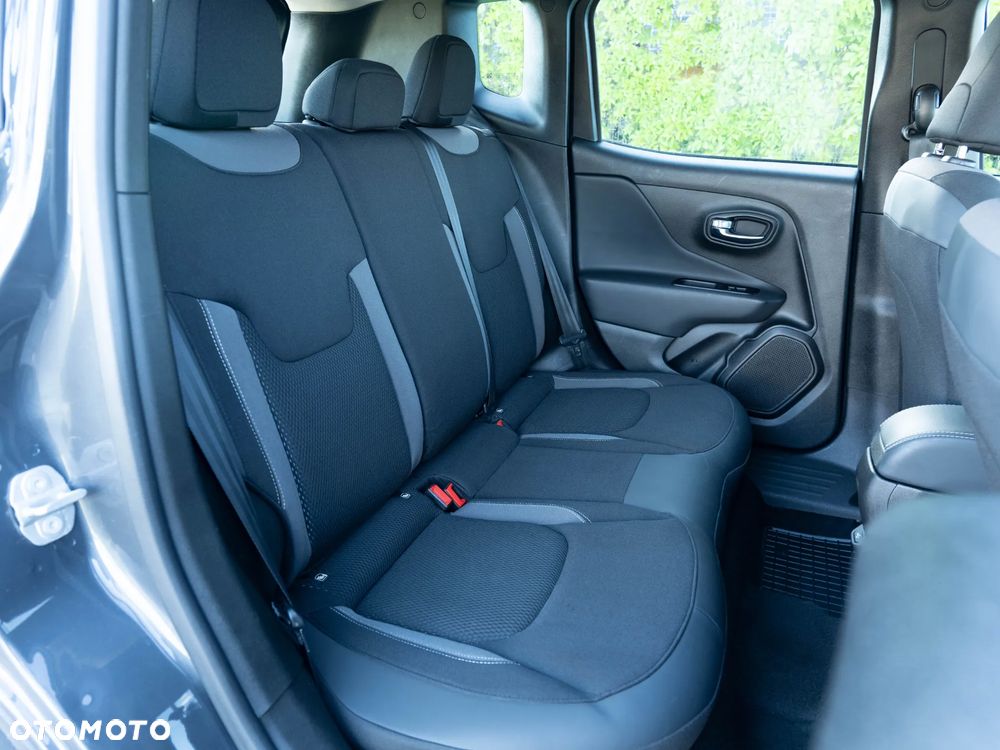 Jeep Renegade 1.3 T-GDI 4xe Automatik Limited - 18