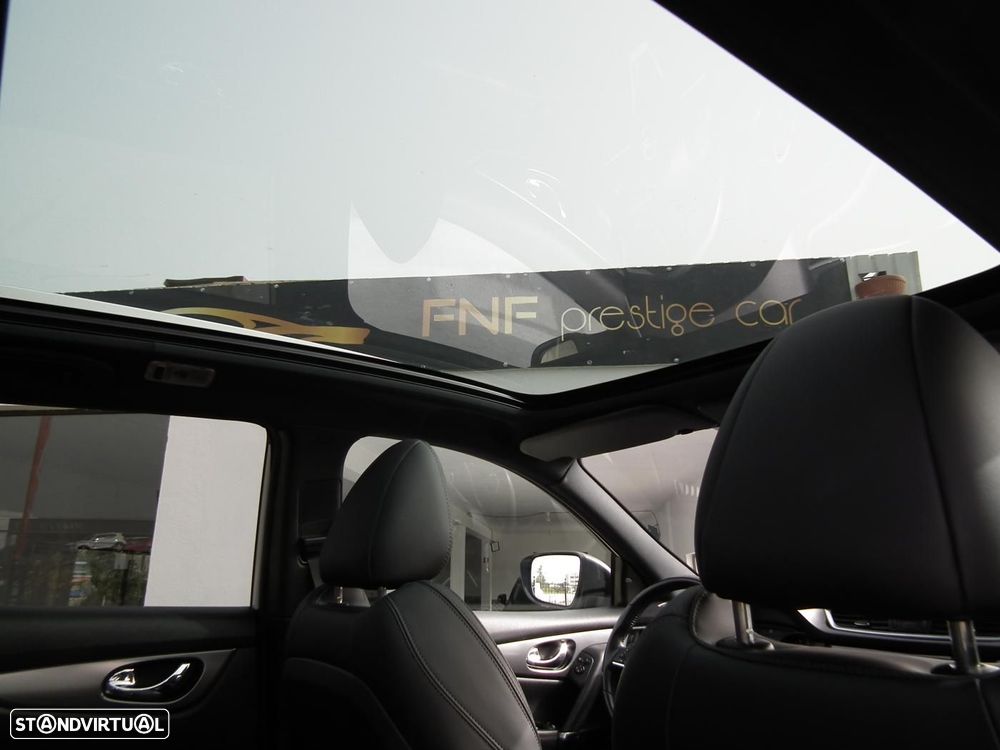 Nissan Qashqai 1.6 dCi Tekna Premium +Xtronic - 9