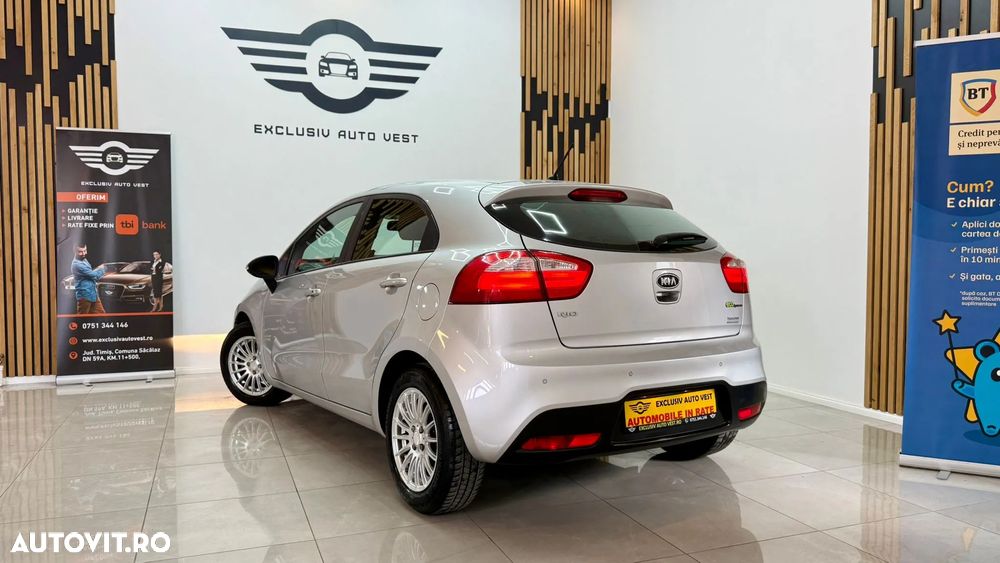Kia Rio - 5