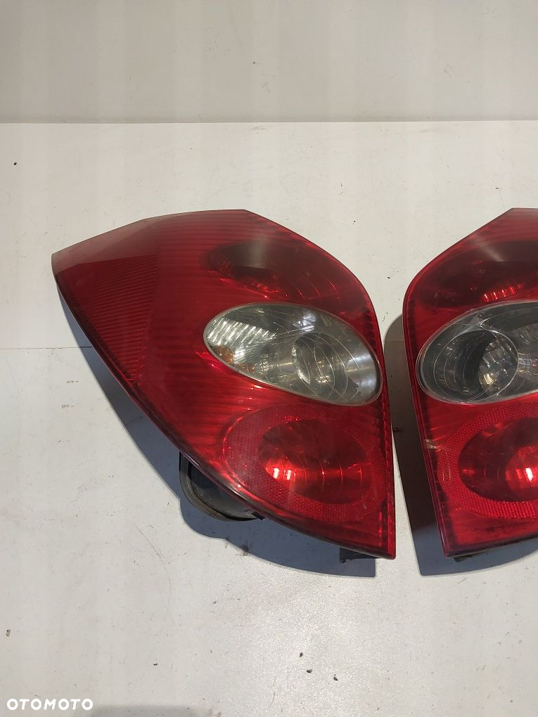 Renault Laguna II kombi tylna lampa tył prawa lewa prawy lewy - 3