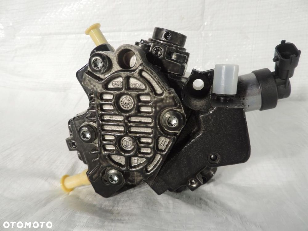 POMPA WTRYSKOWA OPEL VIVARO A RENAULT TRAFIC II 2.0 DCI 93198624 NOWA - 3