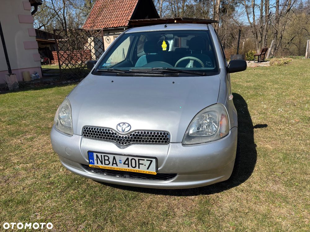 Toyota Yaris - 11