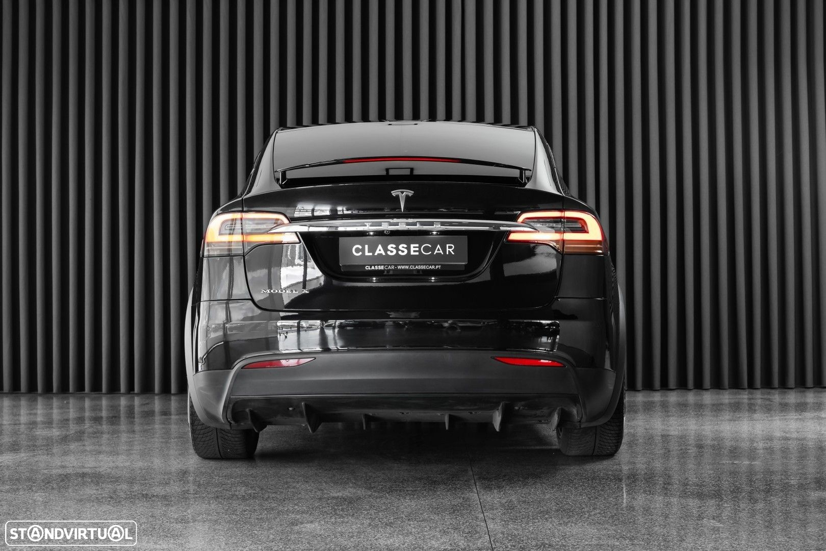 Tesla Model X 75D - 6