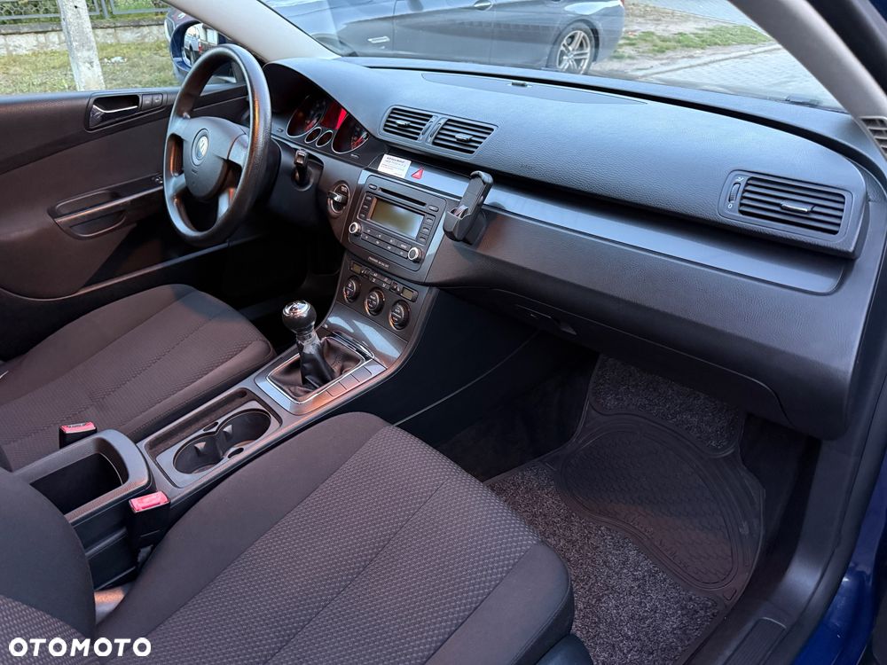 Volkswagen Passat Variant 1.6 FSI Comfortline - 12