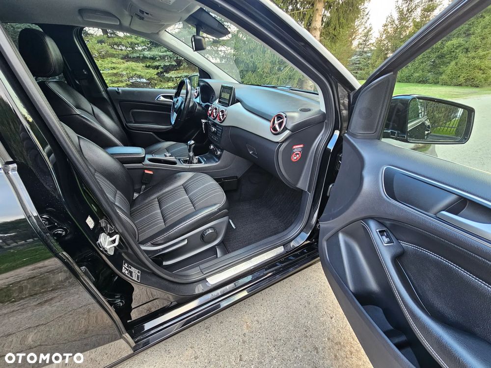 Mercedes-Benz Klasa B 200 CDI (BlueEFFICIENCY) - 5