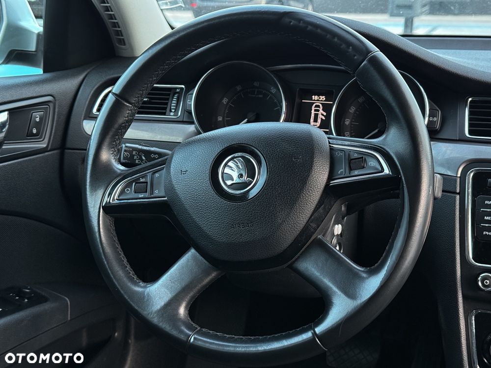 Skoda Superb 1.8 TSI Active DSG - 10