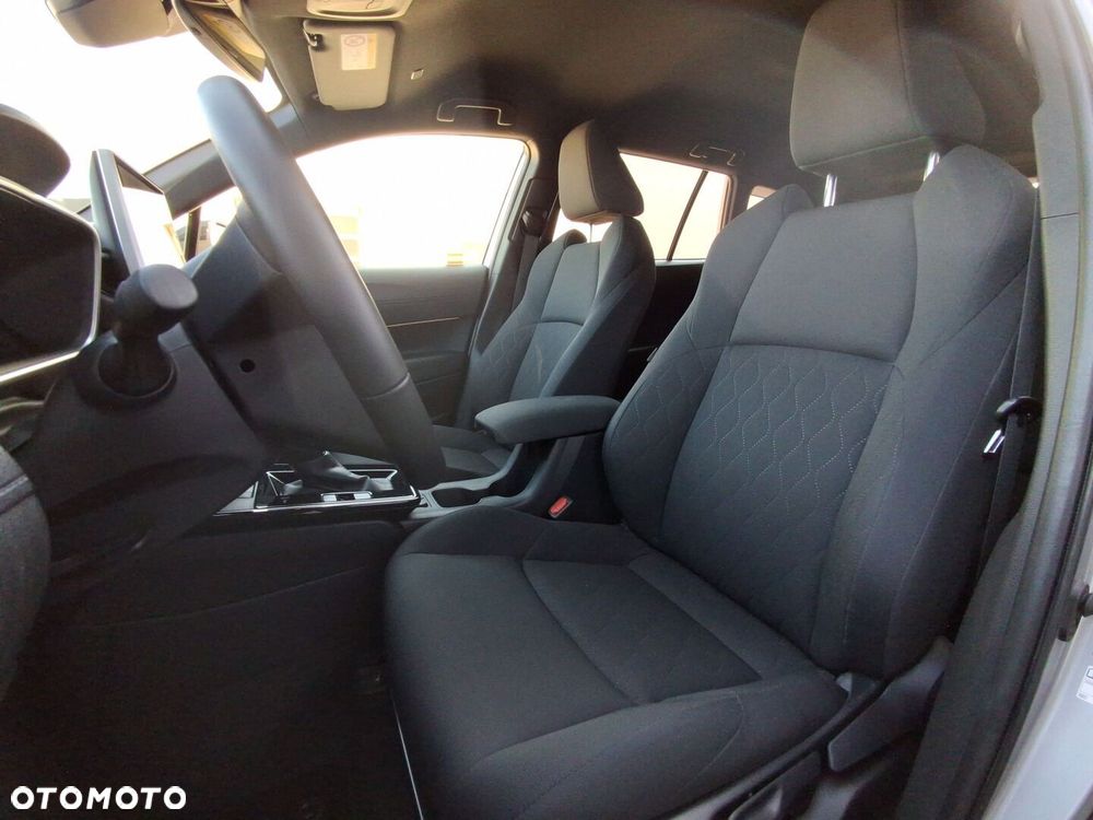 Toyota Corolla Cross - 18