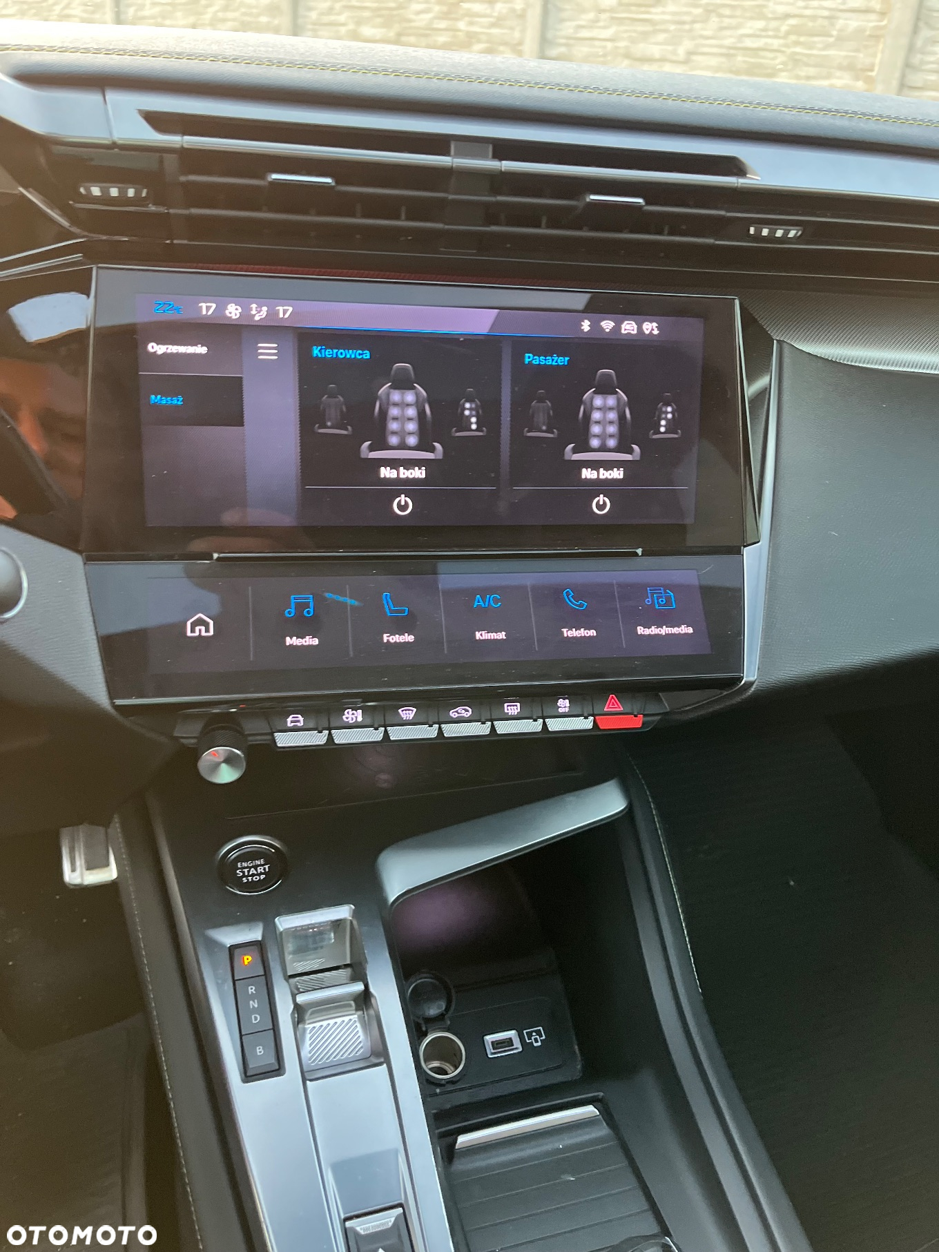 Peugeot 308 Plug-In Hybrid 225 e-EAT8 GT - 17