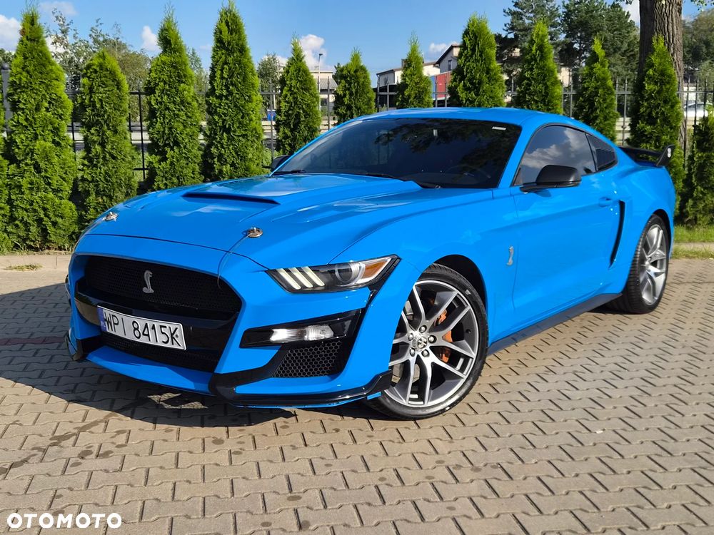Ford Mustang - 35