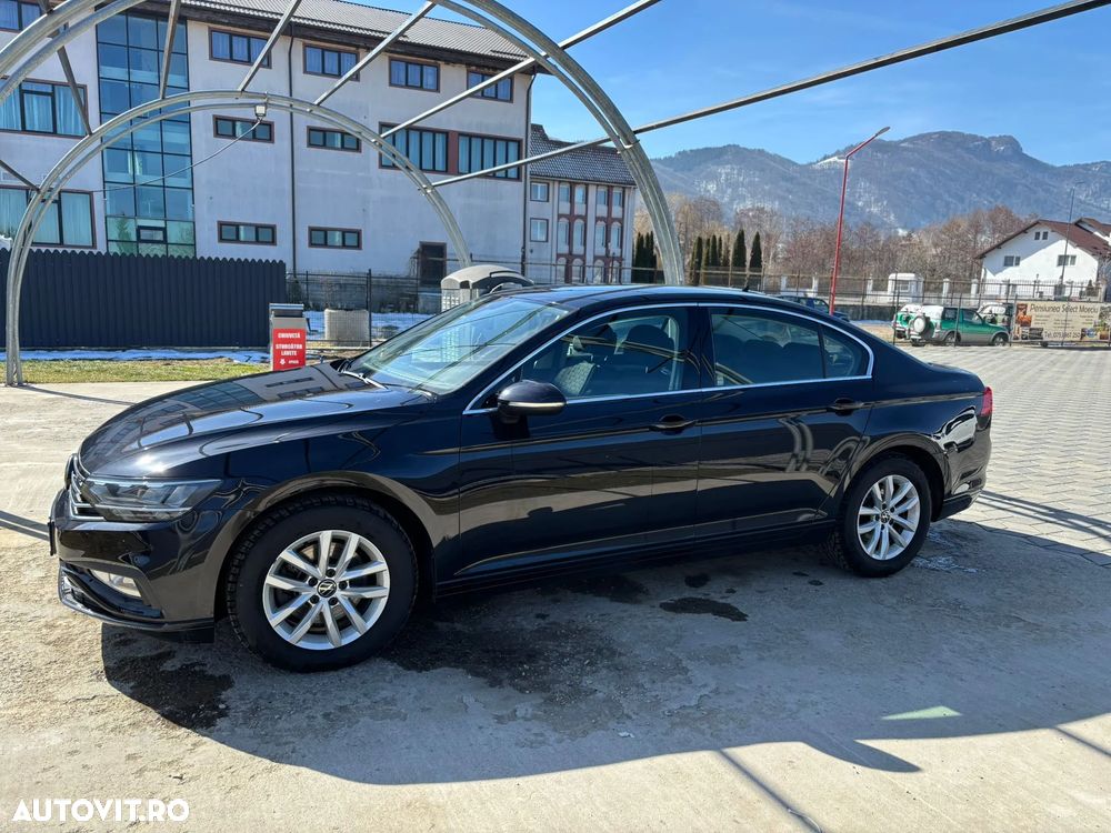 Volkswagen Passat 2.0 TDI DSG Comfortline - 4