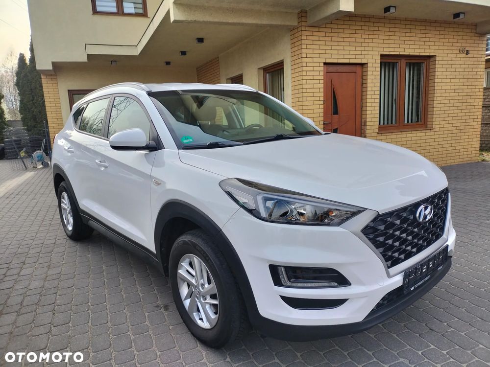 Hyundai Tucson 1.6 GDi 2WD Pure - 2