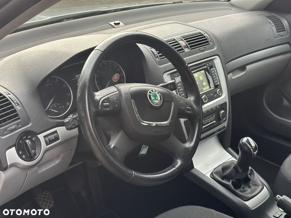 Skoda Octavia 1.4 TSI Ambiente Green tec - 9