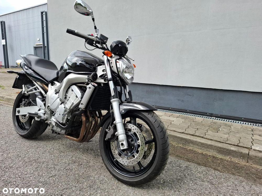 Yamaha FZ6 - 3