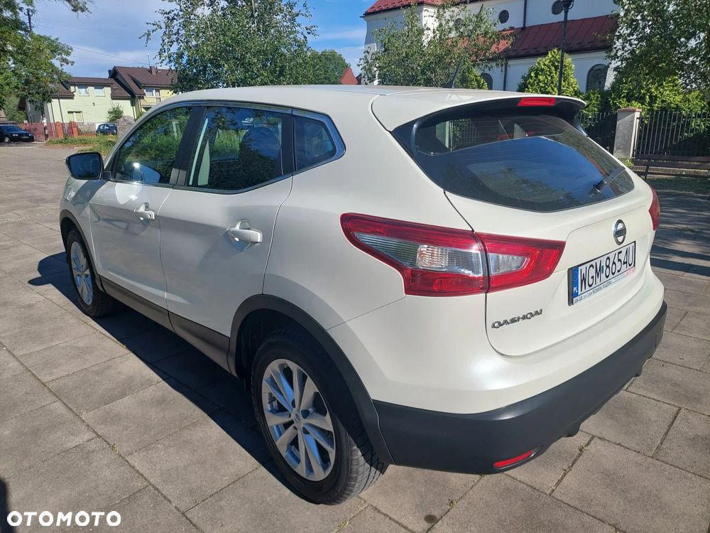 Nissan Qashqai 1.2 DIG-T N-Connecta - 6