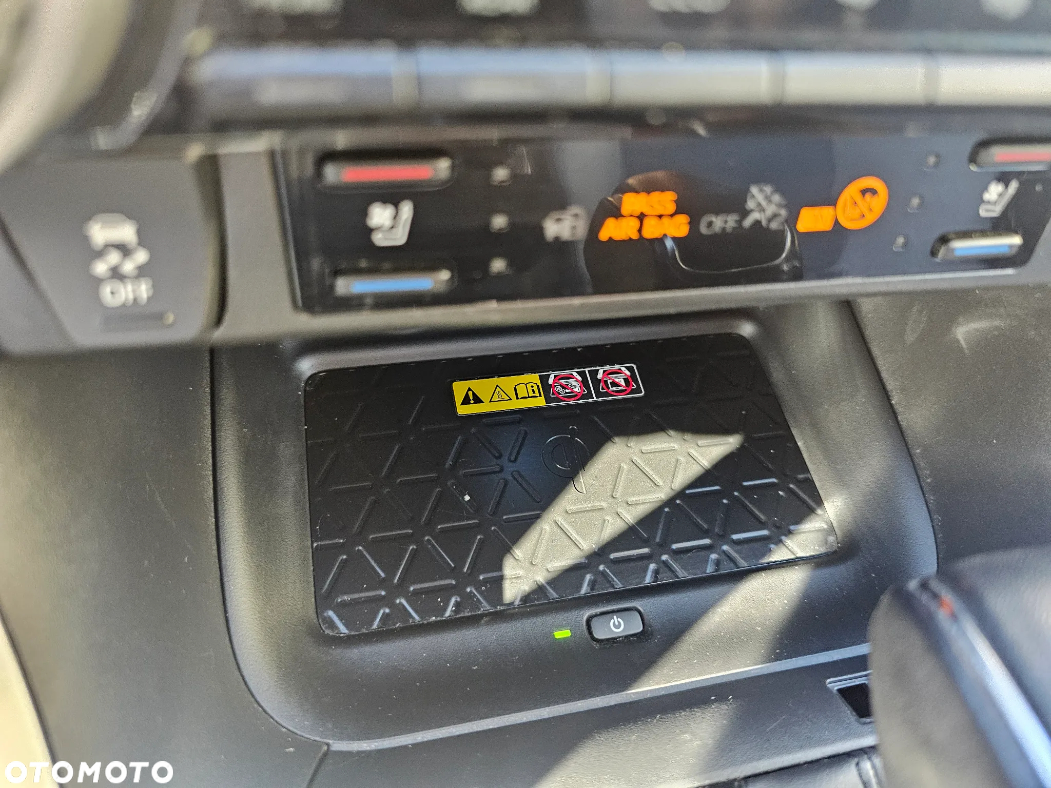 Toyota RAV4 2.5 Hybrid Executive 4x4 - 38