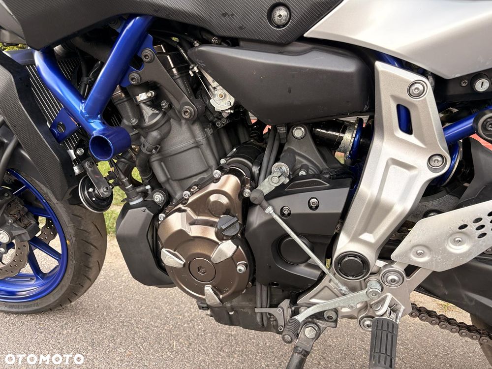 Yamaha MT - 7