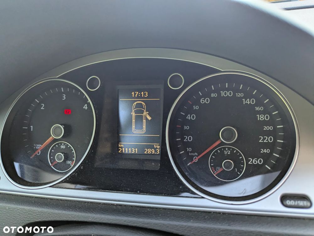 Volkswagen Passat 1.6 TDI Trendline - 10