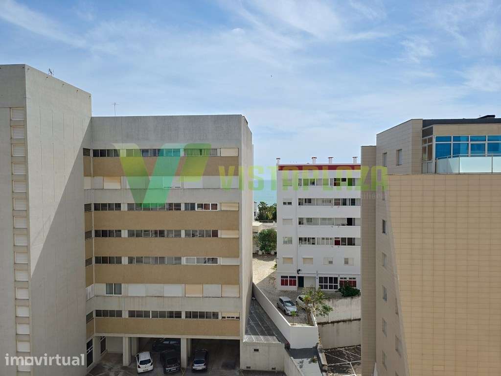 Apartamento na Praia da Rocha com Vista Mar - Oportunidade Imperdível - Grande imagem: 4/24