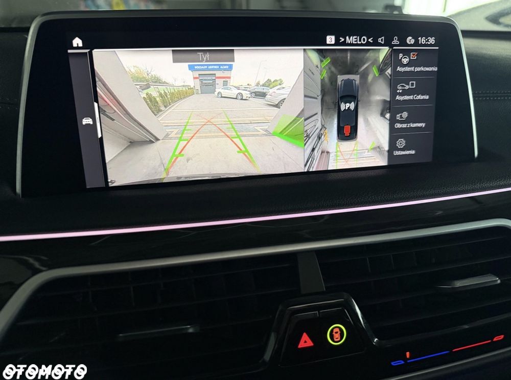 BMW Seria 7 740Li - 21