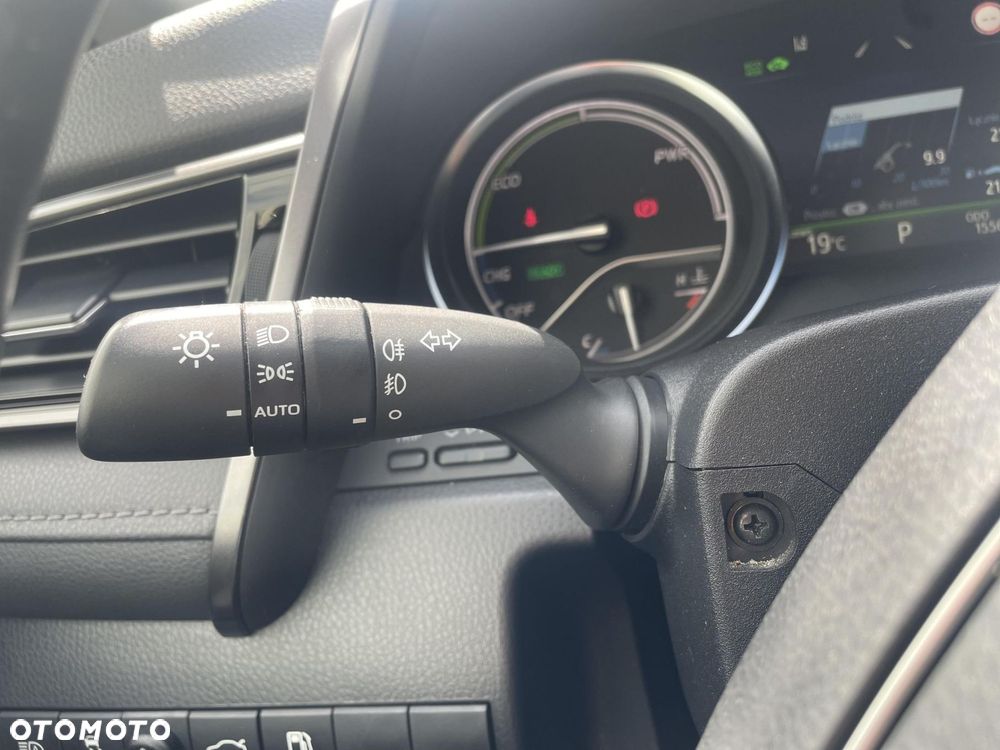 Toyota Camry 2.5 Hybrid Comfort CVT - 13