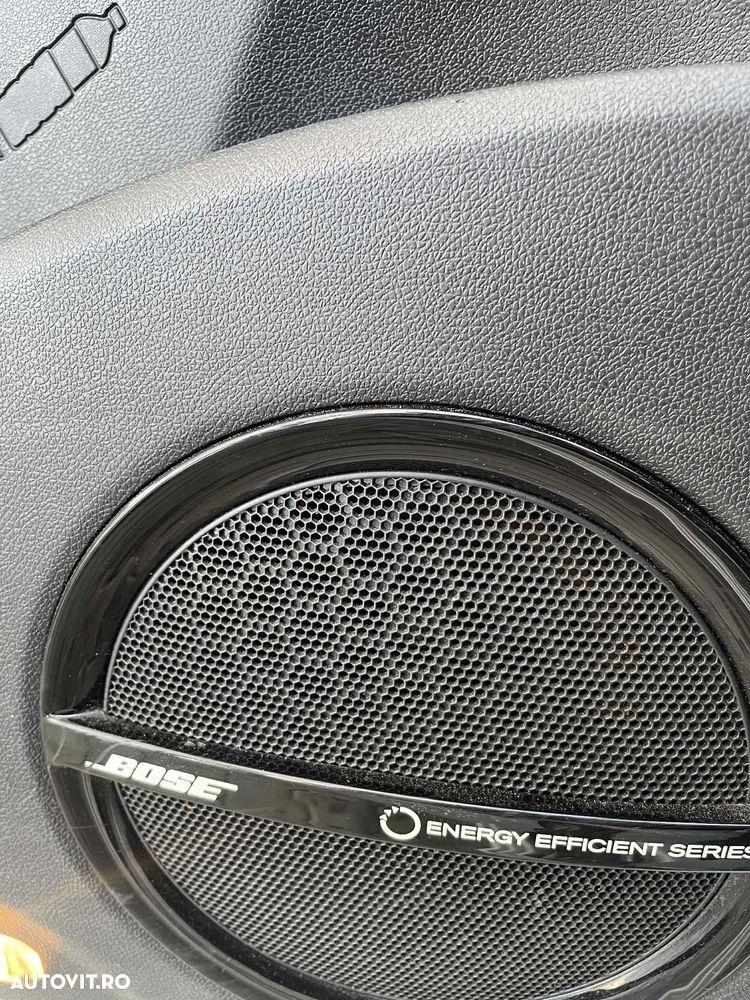 Renault Scenic dCi 130 FAP Bose Edition - 8