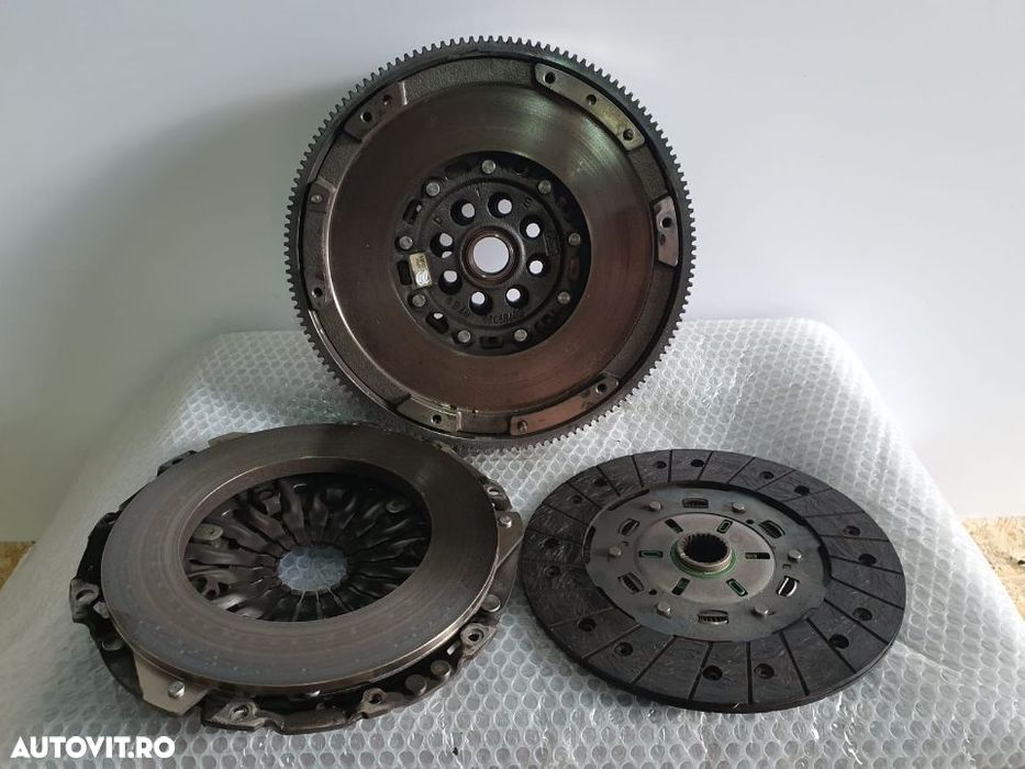 Kit Ambreiaj Volanta Masa Dubla Mercedes A/B Class W176 W246 1.6 Benzina Turbo Noua Kit Ambreiaj Vol - 1