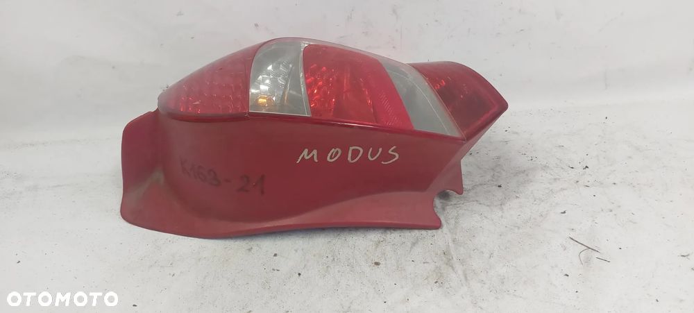 .  TYL TYLNA LAMPA PRAWA RENAULT GRAND MODUS - 3