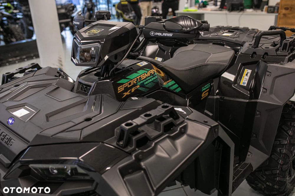 Polaris Sportsman - 10