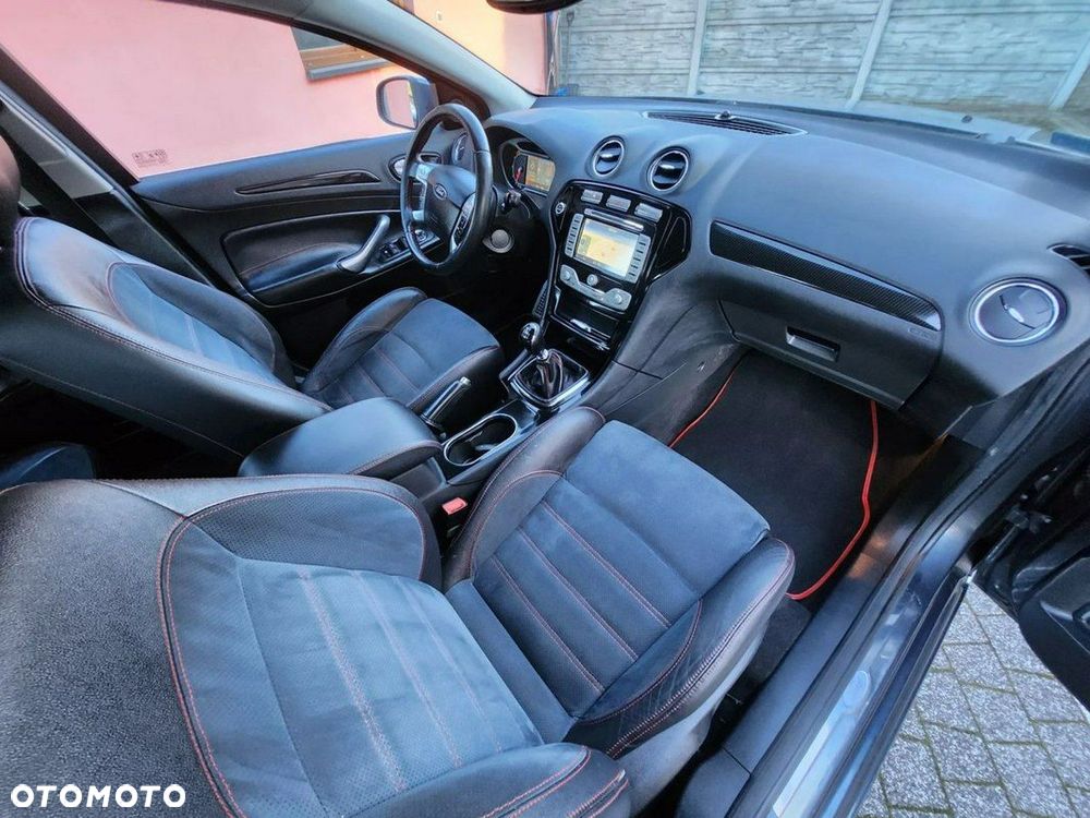 Ford Mondeo SW 2.2 TDCi Titanium S - 16