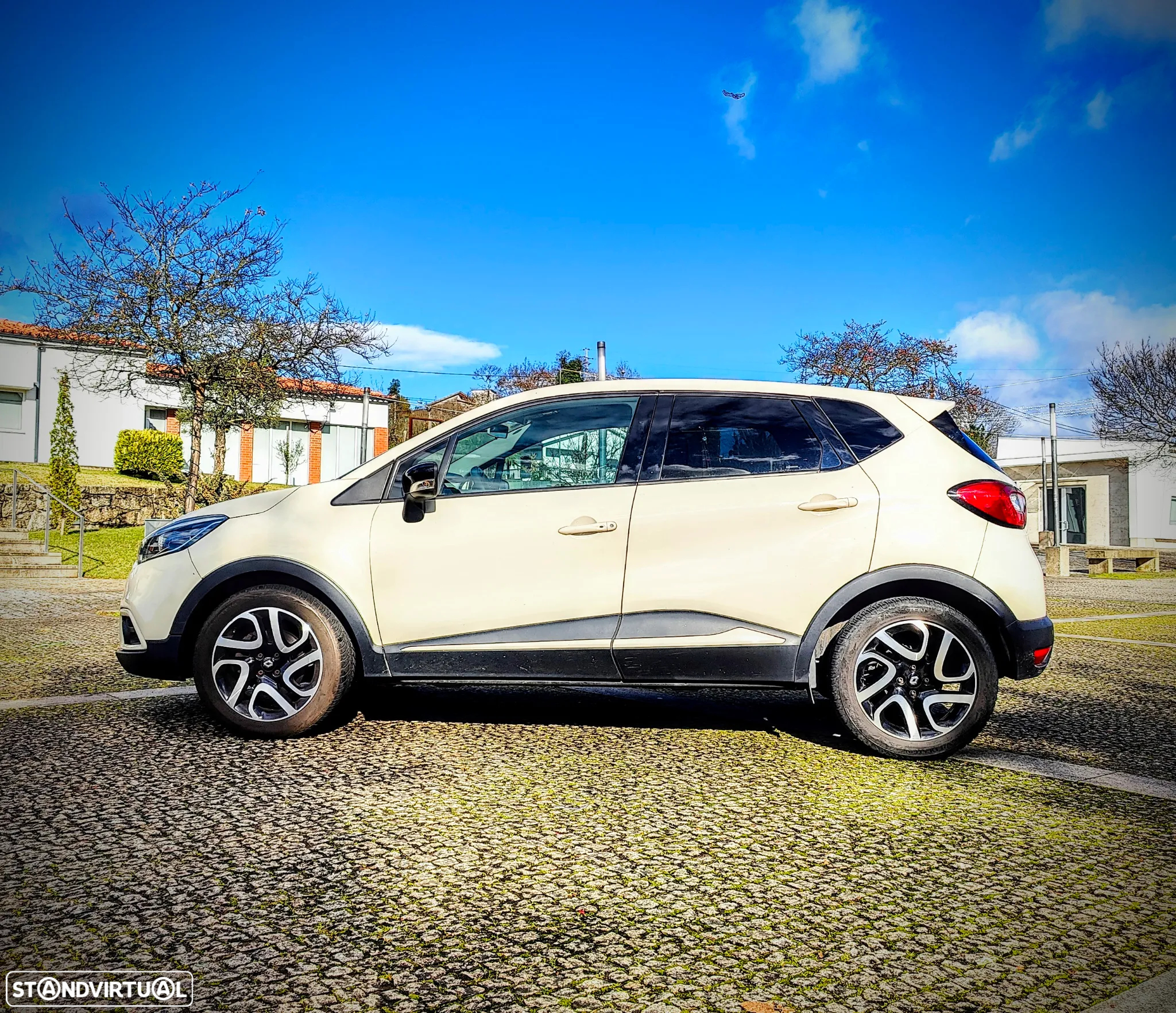 Renault Captur ENERGY TCe 120 EDC Luxe - 29