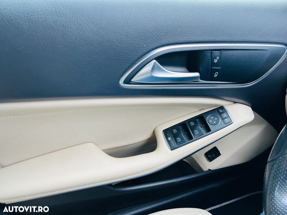 Mercedes-Benz GLA 200 d 4MATIC Aut. - 18