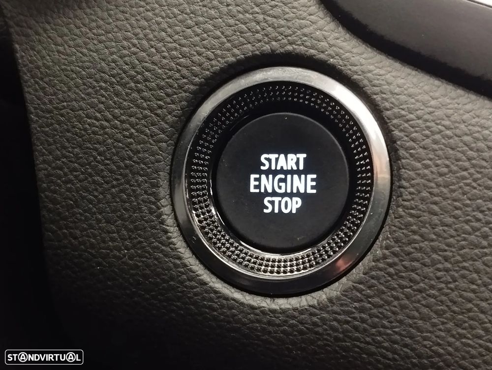 Renault Mégane 1.6 Plug-In R.S. Line - 30