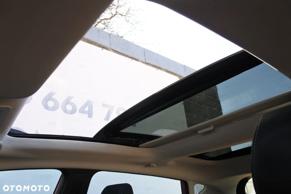 Ford Fiesta 1.0 EcoBoost S&S TITANIUM X - 14