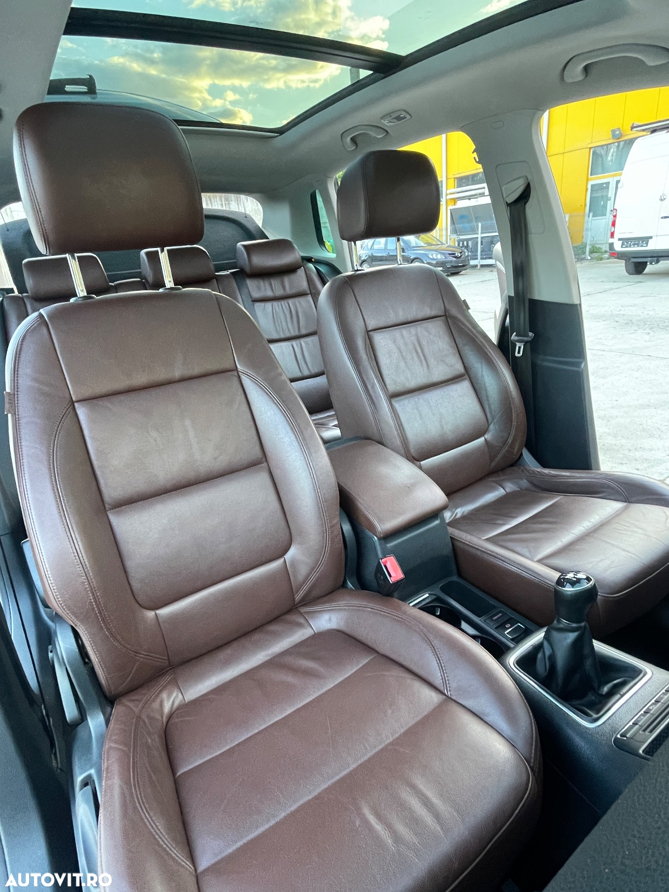 Volkswagen Tiguan 2.0 TDI DPF BlueMotion Technology Sport & Style - 9