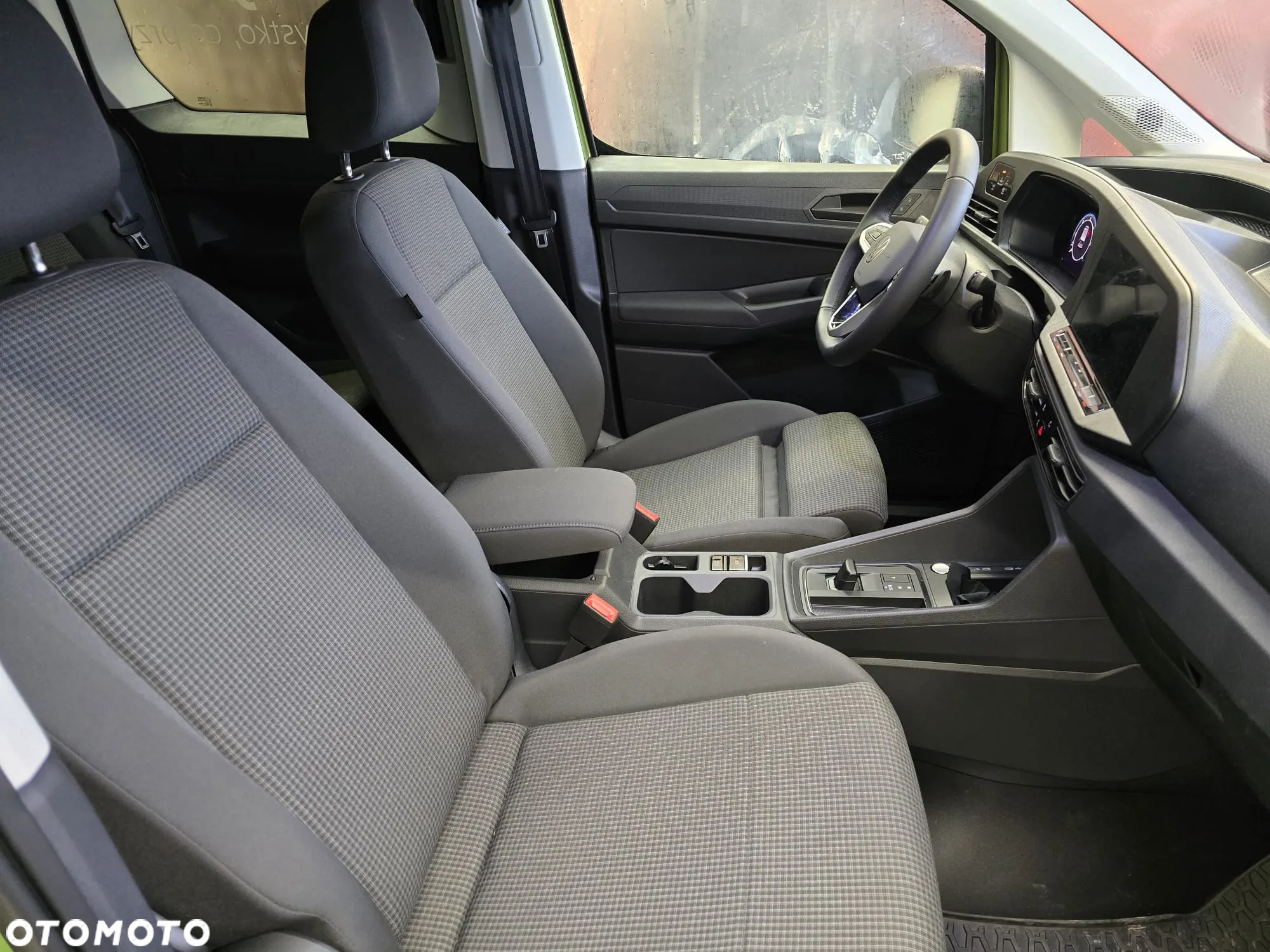 Volkswagen Caddy 2.0 TDI DSG - 10