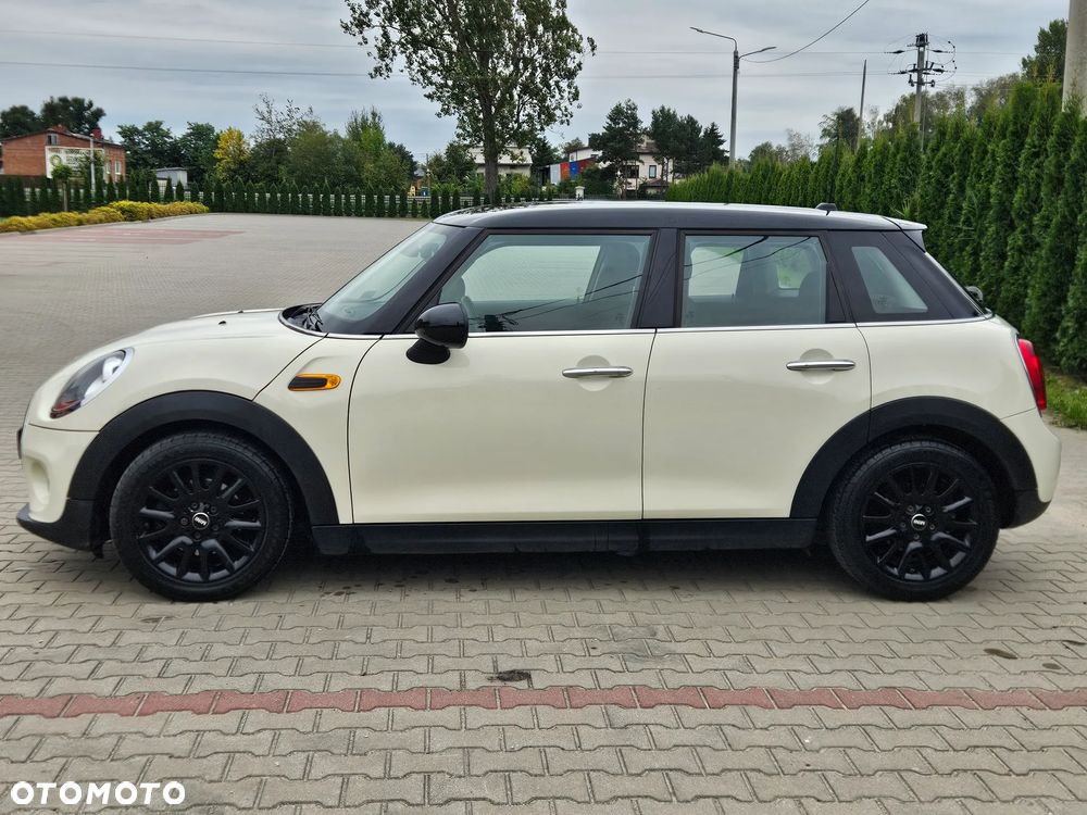 MINI Cooper Standard - 5