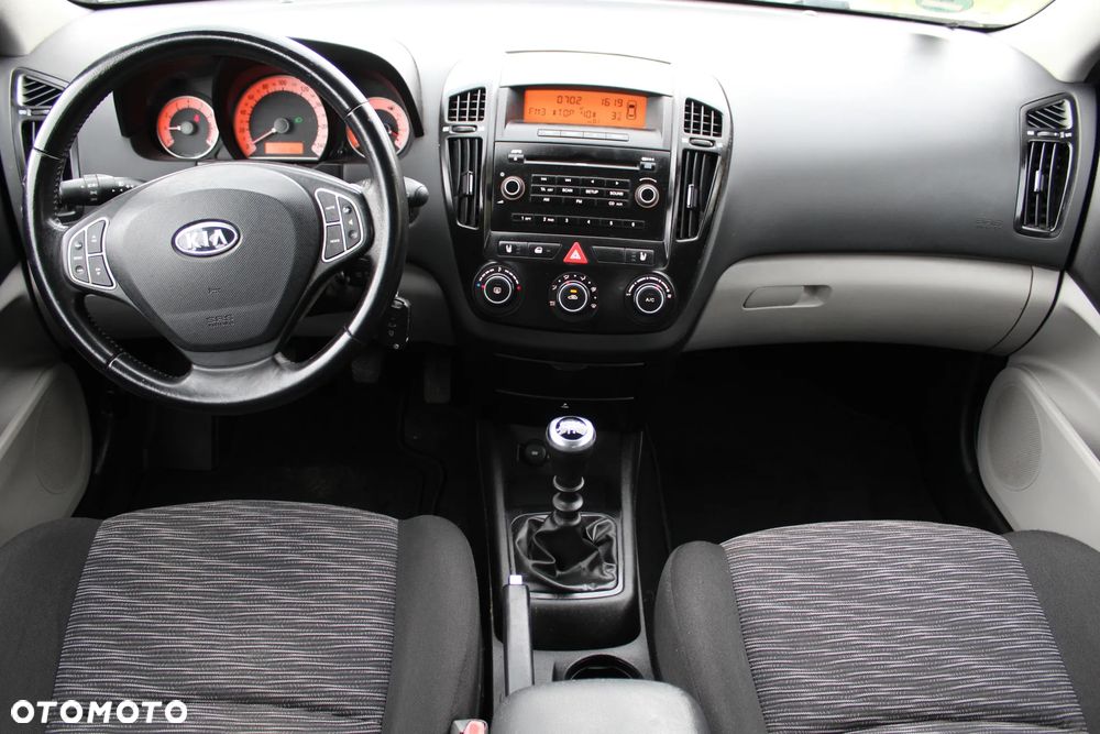Kia ProCeed 1.6 CVVT EX - 11