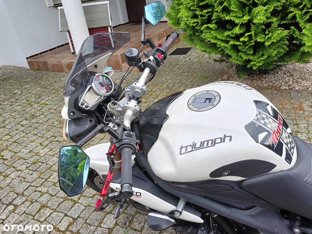 Triumph Speed Triple - 1