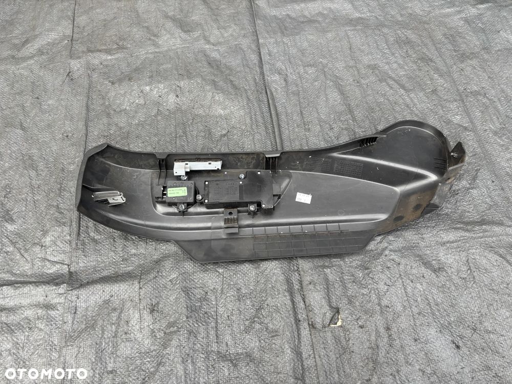 Skoda Kodiaq osłona fotela prawa 565881318 - 2