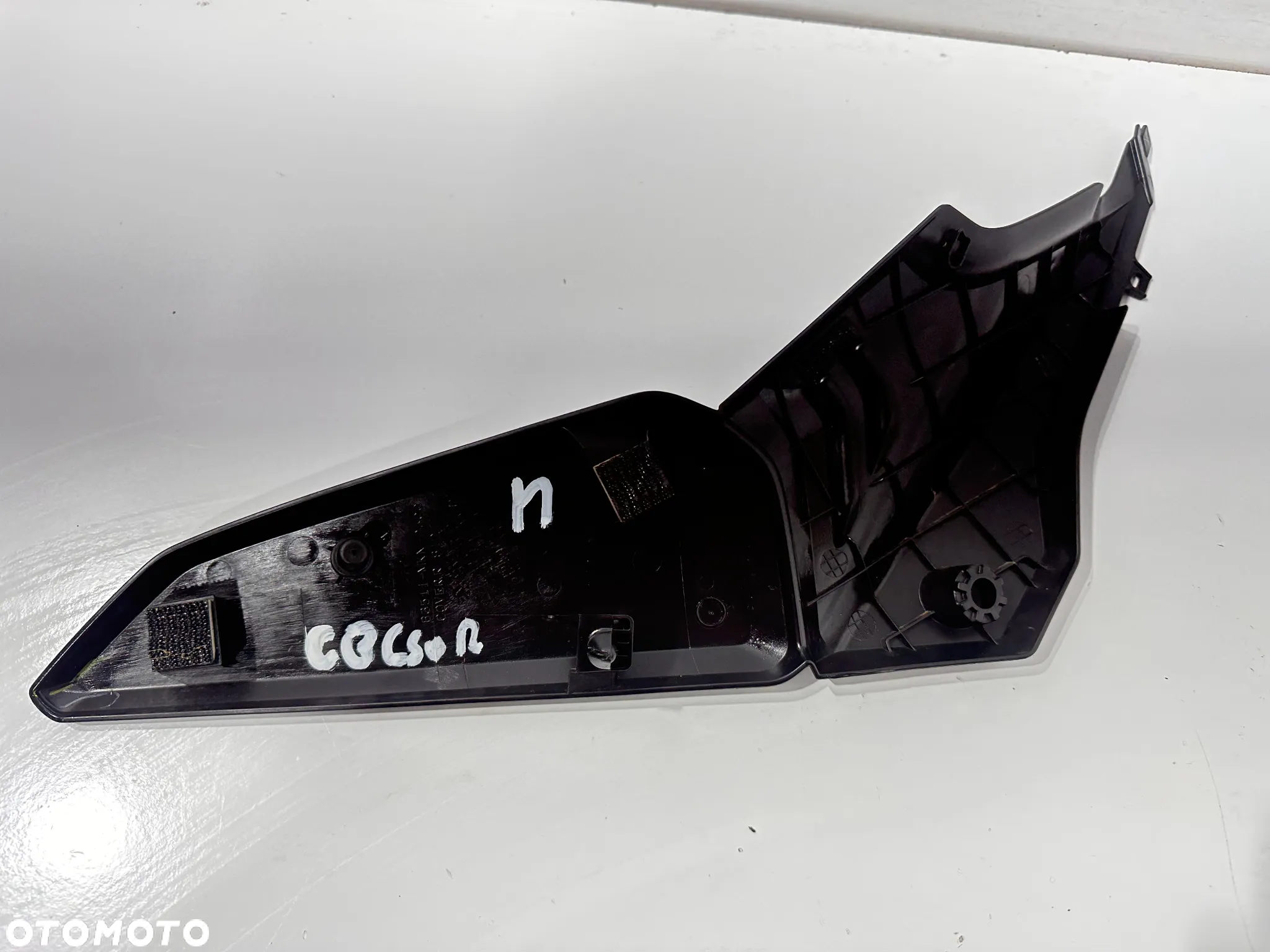 Wypełnienie boczek prawy Honda CB650R - 5