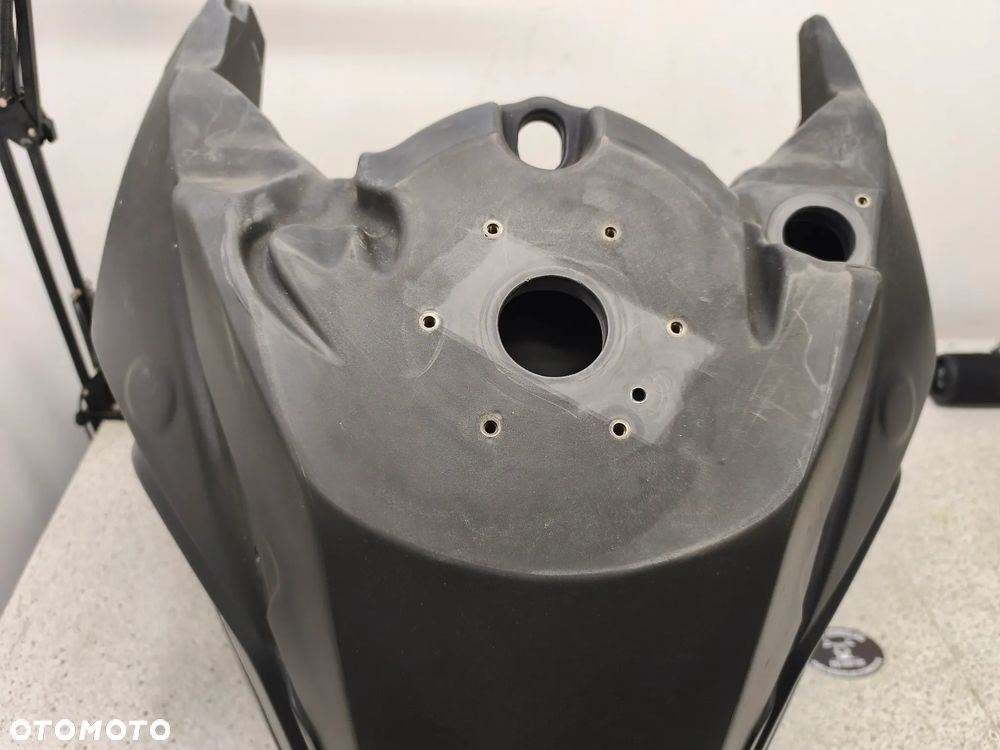 Bak, zbiornik paliwa KTM 1290 Super Adventure - 16