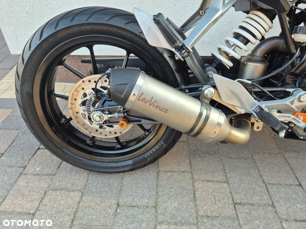 KTM Duke - 10